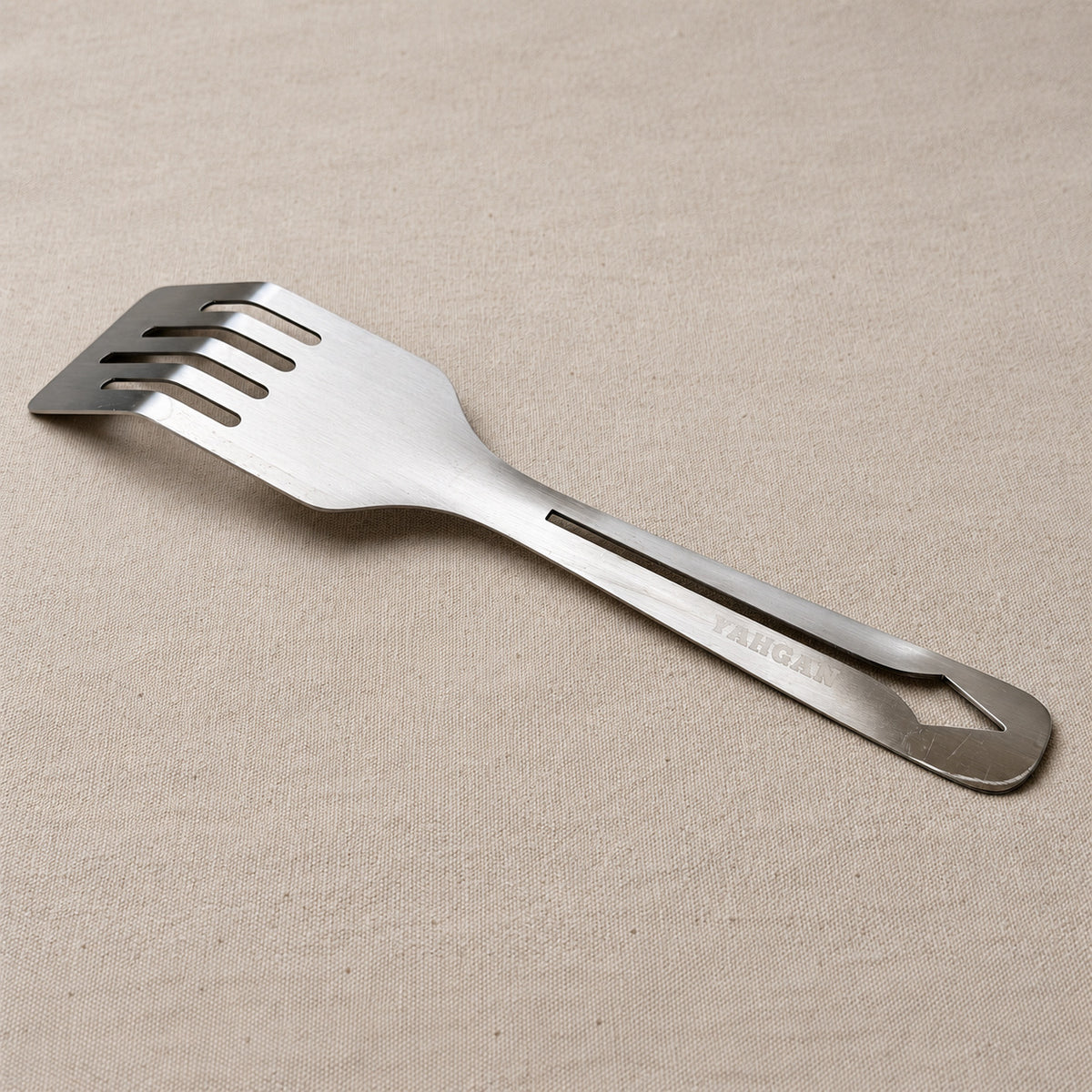 Yahgan Mano one-piece stainless steel spatula