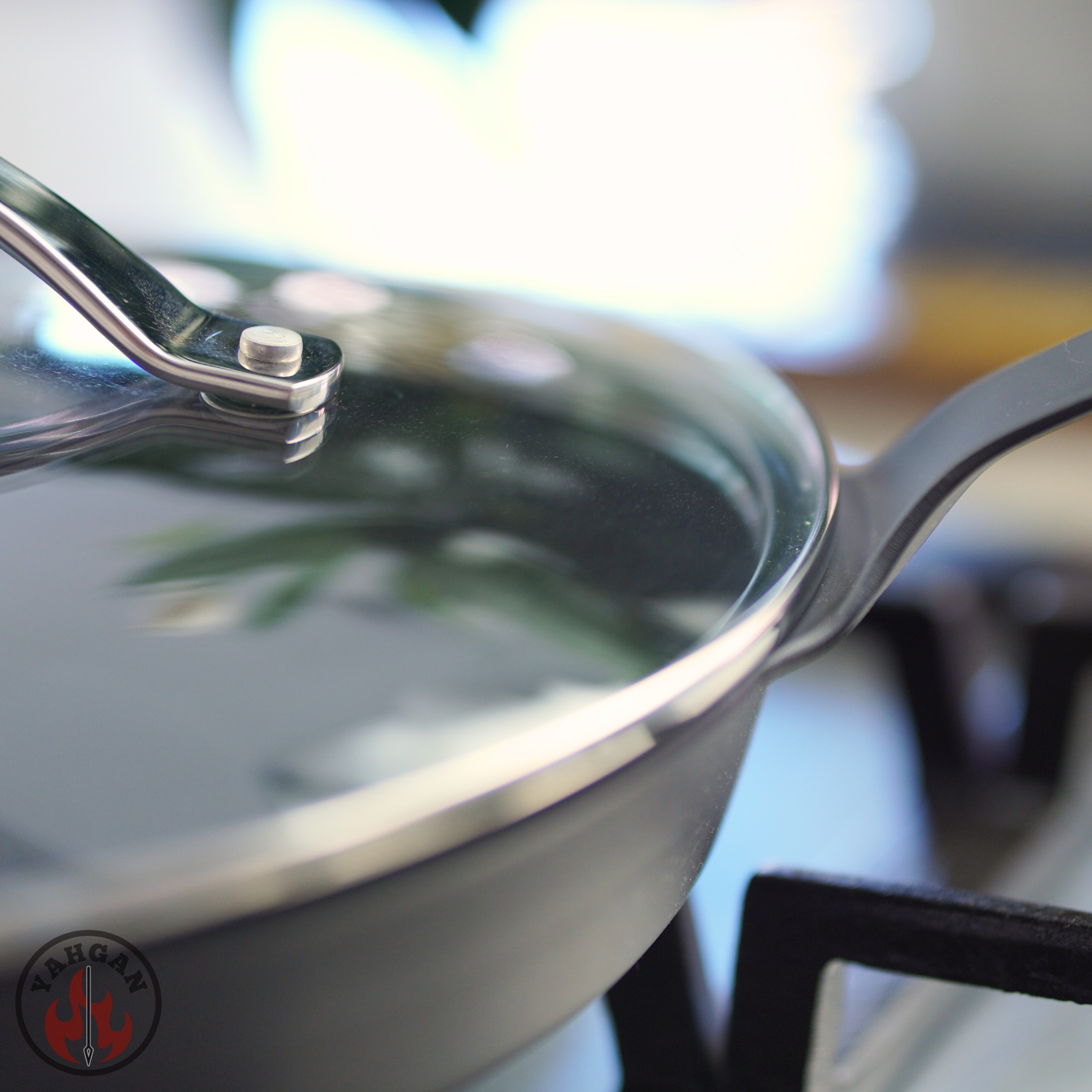 Yahgan Black Series pan with lid